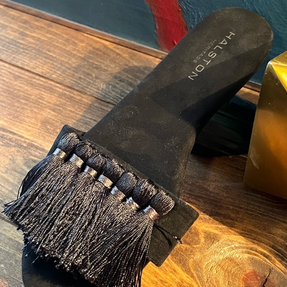 Halston Heritage Fran Tobago Fringe Sandals - Picture 4 of 9